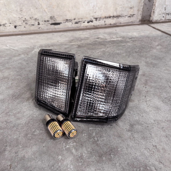 70 Series Landcruiser Facelift Clear Front Corner & Side Indicator Lenses (Pair)